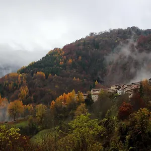 Piccolo Tibet Bed & Breakfast Lavenone