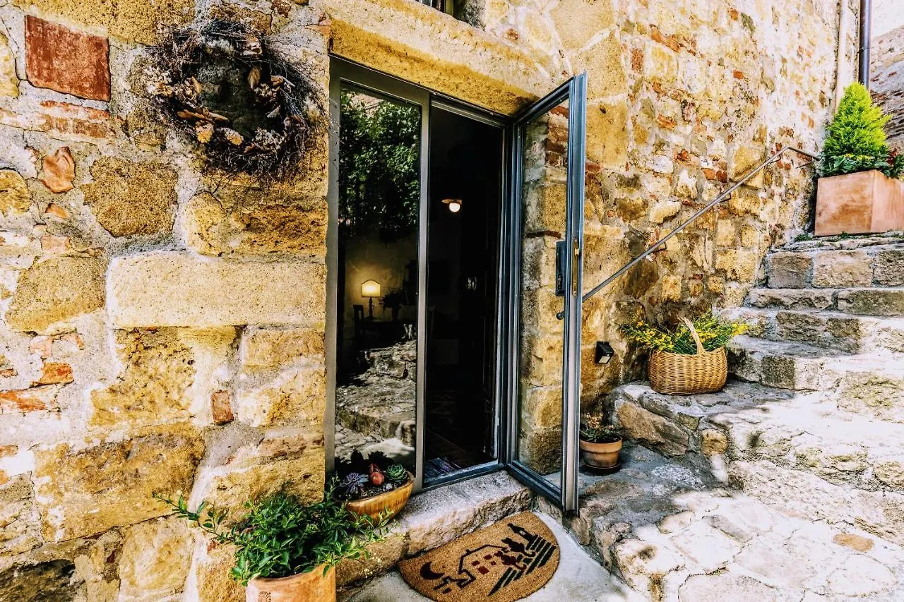 Casa Torta Hotell Monticchiello 0*,  Italien